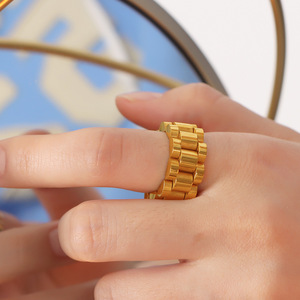 ชุดสายนาฬิกาสแตนเลส ดีไซน์เรขาคณิต เครื่องประดับแฟชั่นสำหรับทุกเพศ สร้อยข้อมือ แหวน ของตกแต่ง - Product Image 2