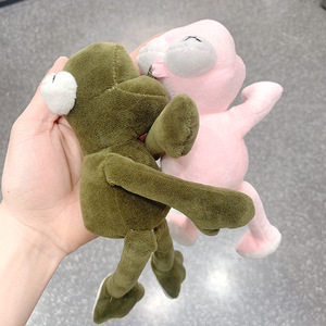 Jouets en peluche en gros : Porte-clés en coton avec pendentif grenouille et sac à dos pour couple mignon - Product Image 4