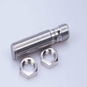 Sensore Magnetico MFT202 con Cella GMR Sn 60mm; Prossimo; DC PNP; M12 - Product Image 1