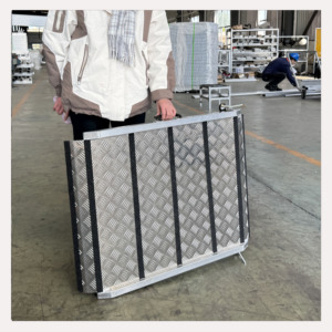 Silla <span class=keywords><strong>de</strong></span> Ruedas Caixin-1, Rampa Plegable Telescópica <span class=keywords><strong>de</strong></span> Aluminio <span class=keywords><strong>de</strong></span> 6 pies, Capacidad <span class=keywords><strong>de</strong></span> 300 kg, Color Plateado, <span class=keywords><strong>Precio</strong></span> Competitivo, <span class=keywords><strong>para</strong></span> Personas con Discapacidad - Product Image 5