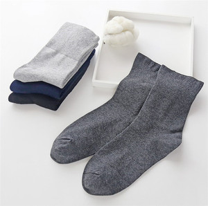Custom Soft Crew Length Thin Cotton <strong>Mens</strong> <strong>Diabetic</strong> <strong>Socks</strong> in Bulk - Product Image 3