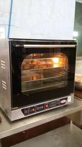 فرن تجاري بأربع طبقات بمنظور كهربائي مع بخاخ - Product Image 4