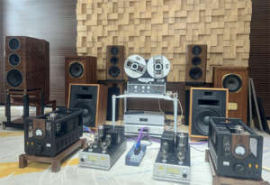 International Audio Show 7300B-845 Villa Hi-Fi Tube Class Amplificador BT 2,0 35W * 2 Receptor Sistema de audio para el hogar Ganador Primer teatro - Product Image 6