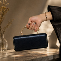 Sacs de soirée à poignée métallique au design irrégulier, sacs à main longs en polyester de style vintage, pochettes à fermeture magnétique, sacs de mariage
