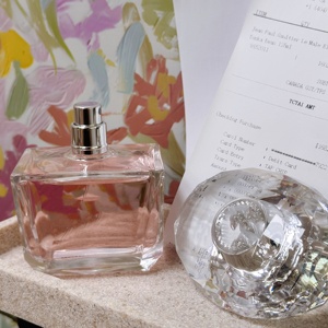 Perfume Floral Moderno de Lujo en Spray para Mujer, Envío desde EE. UU. en 2-5 Días, Larga Duración para Uso Diario, Botella de 100 ml - Product Image 2