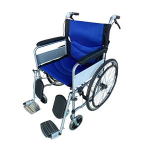 Fauteuil roulant manuel léger et compact avec siège souple, poignée pliable, pour la maison, les voyages et les personnes âgées - Product Image 4