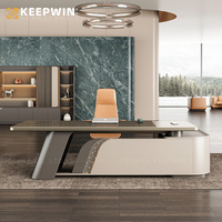 Alibaba Foshan mobilier de bureau usine moderne en forme de L pour patron ordinateur Table de direction en bois
