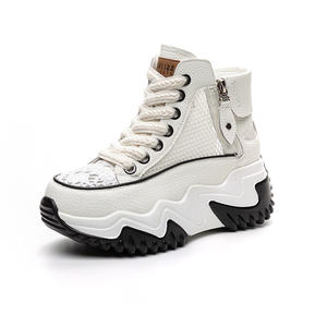 أحذية رياضية نسائية صيفية <span class=keywords><strong>2026</strong></span> جديدة من الجلد والشبك سهلة الارتداء بنعل سميك ورفع للقامة بتصميم ريترو خفيف الوزن - Product Image 5