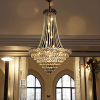 Lampe de mariage pour banquet d'hôtel de luxe Éclairage de mariage de haute qualité Bar de glace doré Lustre en cristal perlé