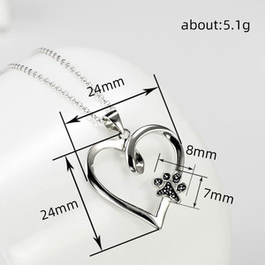 Collana con Ciondolo a Forma di Zampa di Animale e Cuore per Donne, Gioiello alla Moda - Product Image 4