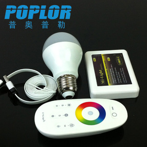 Ampoule LED Poplor 6W RGBW avec télécommande, température de couleur intelligente, montage au plafond - Product Image 2