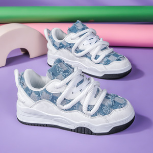 Zapatillas Deportivas Casuales de Piel con Logotipo Personalizado de Alta Calidad, Zapatillas de Baloncesto para Hombre, Zapatos Suaves que Aumentan la Altura - Product Image 2