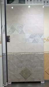 Azulejos de pared de cerámica de porcelana blanca antideslizante esmaltada de 300x600mm estilo clásico para <span class=keywords><strong>baño</strong></span> Interior acabado brillante para suelo de villas - Product Image 4