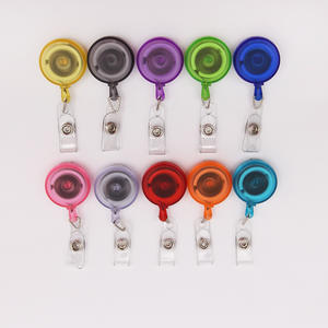 Clip de badge rétractable transparent givré à ouverture facile avec boucle pour badge de travail de médecin et d'infirmière, impression de badge de marque - Product Image 6