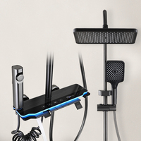 Combinaison de douche gris pistolet Affichage numérique Atmosphère intelligente Clés de piano Valve en céramique Robinetterie pressurisée par pluie douce