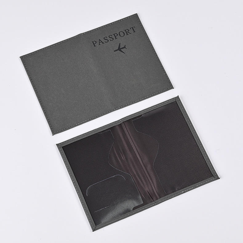 สีเทาเข้ม