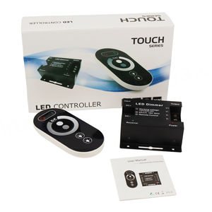 Contrôleur de luminosité GL-Dim1006 pour bande LED monochrome 3 canaux DC12/24V 6A avec télécommande tactile RF 6 touches - Product Image 1