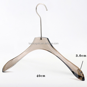Percha de acrílico de plástico Gris transparente con logotipo personalizado gratis, falda, pantalones, camisa, percha de acrílico transparente con <span class=keywords><strong>gancho</strong></span> dorado - Product Image 3