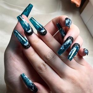 Uñas postizas de acrílico góticas vintage hechas a mano, largas, estilo ataúd, con caja de lujo para arte de uñas. - Product Image 4