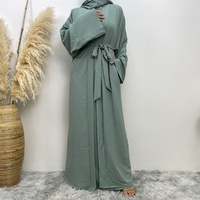 1956 #   Ensemble 3 pièces tendance printemps-été : robe intérieure sans manches, cardigan et hijab – Tenue Abaya élégante pour femme pour l'Aïd