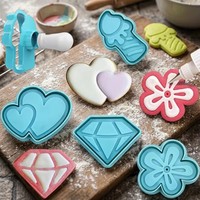 Emporte-pièce et moule à biscuits en forme de biscuit au sucre Sweet Sugarbelle avec pochoir pour glaçage royal