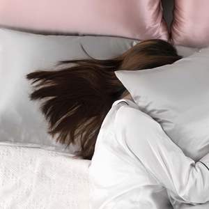 Hersteller Benutzer definierte Kissen bezug <span class=keywords><strong>Satin</strong></span> Kissen bezug Verschiedene Farben weiche Seide Kissen bezug mit Reiß verschluss - Product Image 2