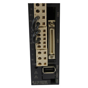 Controlador de Variador de Frecuencia MR-J3-20A-RX035T009 - Product Image 3