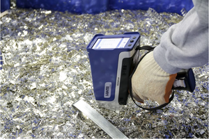 เครื่องวิเคราะห์ XRF แบบพกพา Vanta สำหรับวิเคราะห์โลหะมีค่าขั้นสูง เหมาะสำหรับการควบคุมคุณภาพในอุตสาหกรรม - Product Image 4