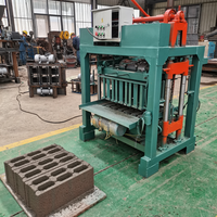 Machine à fabriquer des briques semi-automatique haute performance pour blocs creux en béton, pavés et briques emboîtables