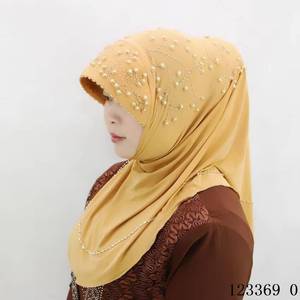 Nouveau Foulard Musulman Perlé Fait Main en Perles Malaisiennes Haut de Gamme pour Femme – Vente en Gros - Product Image 3