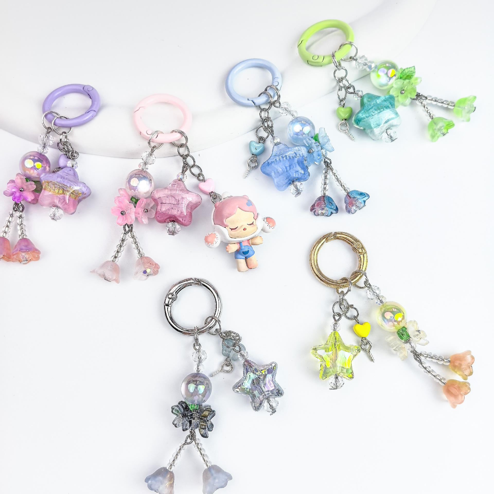 พวงกุญแจพื้นฐาน + ไม่มีตุ๊กตา