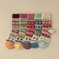 Prêt à expédier femmes hiver chaud laine chaussettes épaissi thermique équipage chaussettes respirant tricoté techniques coeur motif One Fits All