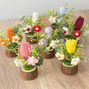 Planta de tulipán de ganchillo hecha a mano, flor artificial para decoración de escritorio, flor tejida, regalo para el Día del Maestro. - Product Image 3