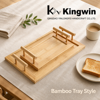Plateau de service moderne en bambou avec poignées, portable pour la cuisine, la table, les restaurants, les hôtels, les cafés et les services alimentaires