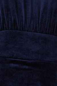 Vestido de terciopelo largo azul marino con hombros acolchados y parte inferior asimétrica de diseñador de calidad superior Actualee - Product Image 3