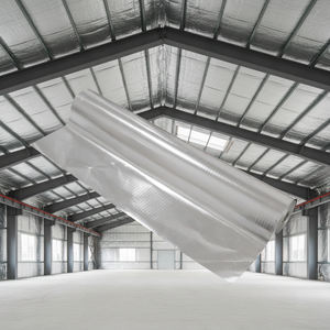 <span class=keywords><strong>Isolation</strong></span> réfléchissante pour toiture en PE conforme à la norme ASTM, feuille FSK en aluminium et toile kraft, utilisée sous la couche de toiture, dans les poutres de grenier - Product Image 4