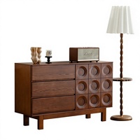 Commode vintage en bois massif pour salon, usage domestique, petit appartement, style médiéval, simple, luxe léger, armoire haut de gamme