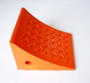 Cales de <span class=keywords><strong>roue</strong></span> légères en PU Bouchon de pneu de voiture Cale de <span class=keywords><strong>roue</strong></span> bon marché - Product Image 2