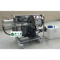 Équipement de dessalement solaire de l'eau de mer avec réservoir sous pression et osmose inverse PLC, capacité de 50-250 LPH, productivité de 5000 L/jour