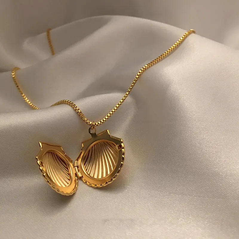 Retractable Box Chain Shell Necklace Brass 18K Gold Plated Locket Pendant Necklace French Baroque Minimalist Vintage Jewelry Hot