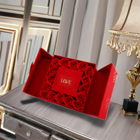Boîte à fleurs magnétique rose à impression de luxe avec logo en feuille d'or personnalisé Boîtes de fête Boîtes de demoiselle d'honneur
