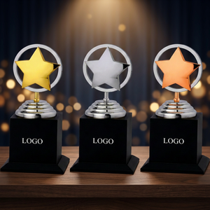 Trofeo Estrella de Metal Fundido a Presión, Chapado en Oro, Plata o Bronce, Duradero, para Deportes y Juegos, con Grabado de Logotipo UV, Base de Madera Negra - Product Image 1