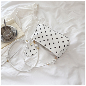 Sac à bandoulière polyvalent de style coréen, design chic à pois, grande capacité, élégant et confortable, nouveau modèle - Product Image 4