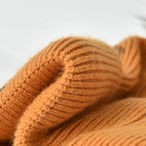 Bonnets d'hiver en laine pour femmes <span class=keywords><strong>Pompon</strong></span> en fourrure à bord Rhinestone Mouth Pattern Bobble Hat Wholesale Skullies Hat - Product Image 4