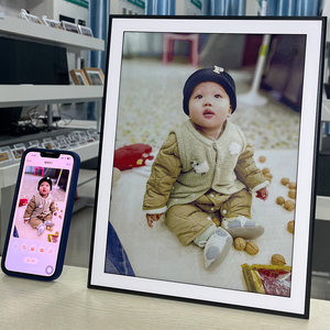 ป้ายโฆษณา E Ink รุ่นใหม่ ความแม่นยำสีสูง ขนาด 13.3 นิ้ว จอแสดงผล E-Paper สีเต็มรูปแบบ รุ่นแบตเตอรี่ในตัว กรอบรูปดิจิตอล - Product Image 1