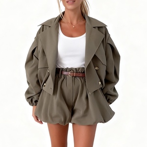 ชุดเซ็ต 2 ชิ้น เสื้อโค้ทเทรนช์สั้นคอปกสีพื้นลำลองสำหรับผู้หญิงและกางเกงขาสั้น แฟชั่น - Product Image 4