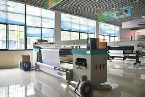 FYUnion FY-UV2200W <span class=keywords><strong>2022</strong></span> haute qualité autocollant auto-adhésif vinyle bannière impression UV rouleau à rouleau Machine d'impression - Product Image 3