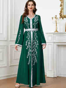 Vente directe d'usine, caftan marocain orné, velours, abaya élégante et tendance, robe musulmane pour femmes, grande taille, vente en gros - Product Image 6