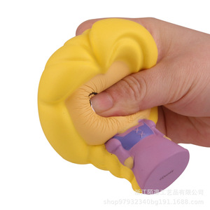Figura de juguete de Rapunzel de espuma de poliuretano para aliviar el estrés y decorar - Product Image 1