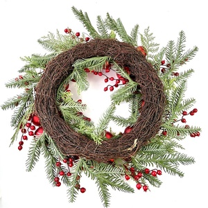 Chất lượng cao norfolk thông giáng sinh vòng hoa với quả mọng màu đỏ và quả bóng thông NÓN trang trí vòng hoa cho cửa trước cho tốt nghiệp - Product Image 6